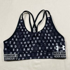 Under Armour sports bra, size Youth Large,black